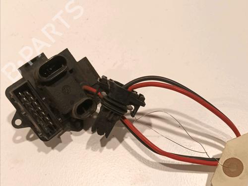 Used Heater resistor RENAULT CLIO II (BB_, CB_) 1.2 16V (BB05, BB0W, BB11, BB27, BB2T, BB2U, BB2V, CB05,... (75 hp) 17551657