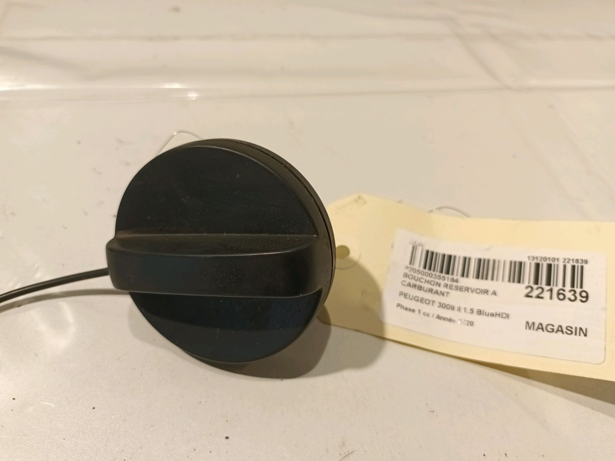 Fuel flap PEUGEOT 3008 SUV (MC_, MR_, MJ_, M4_) 1.5 BlueHDi 130  