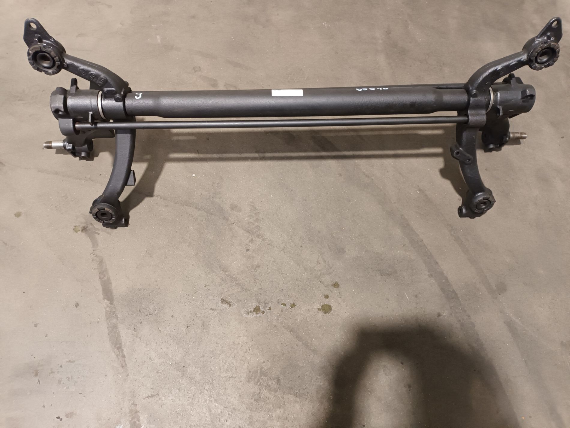 Rear axle PEUGEOT 206 Hatchback (2A/C) 1.4 HDi eco 70 23882291 | B-Parts