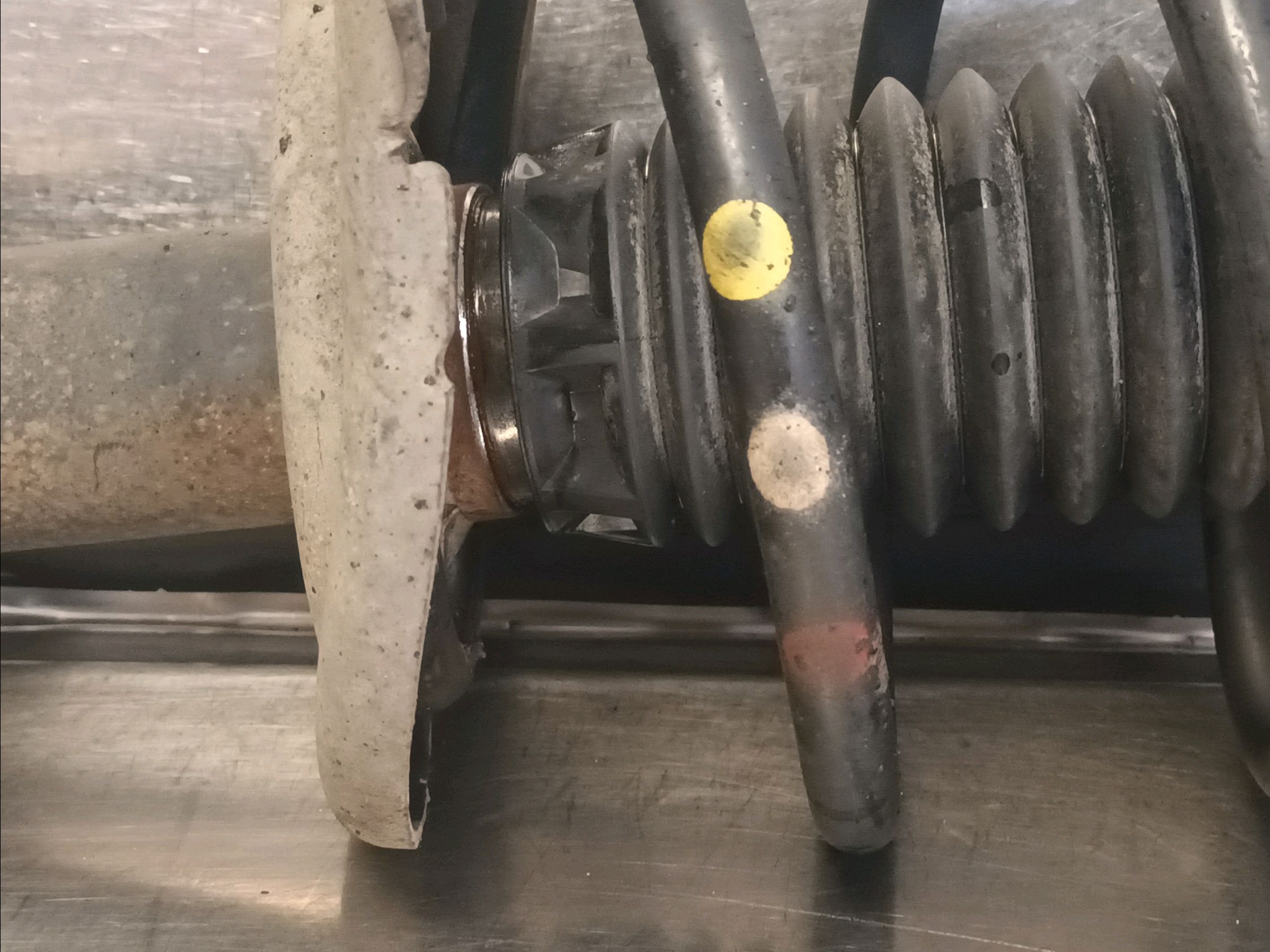 Right front shock absorber PEUGEOT 308 SW I (4E_, 4H_) 1.6 HDi 10052113