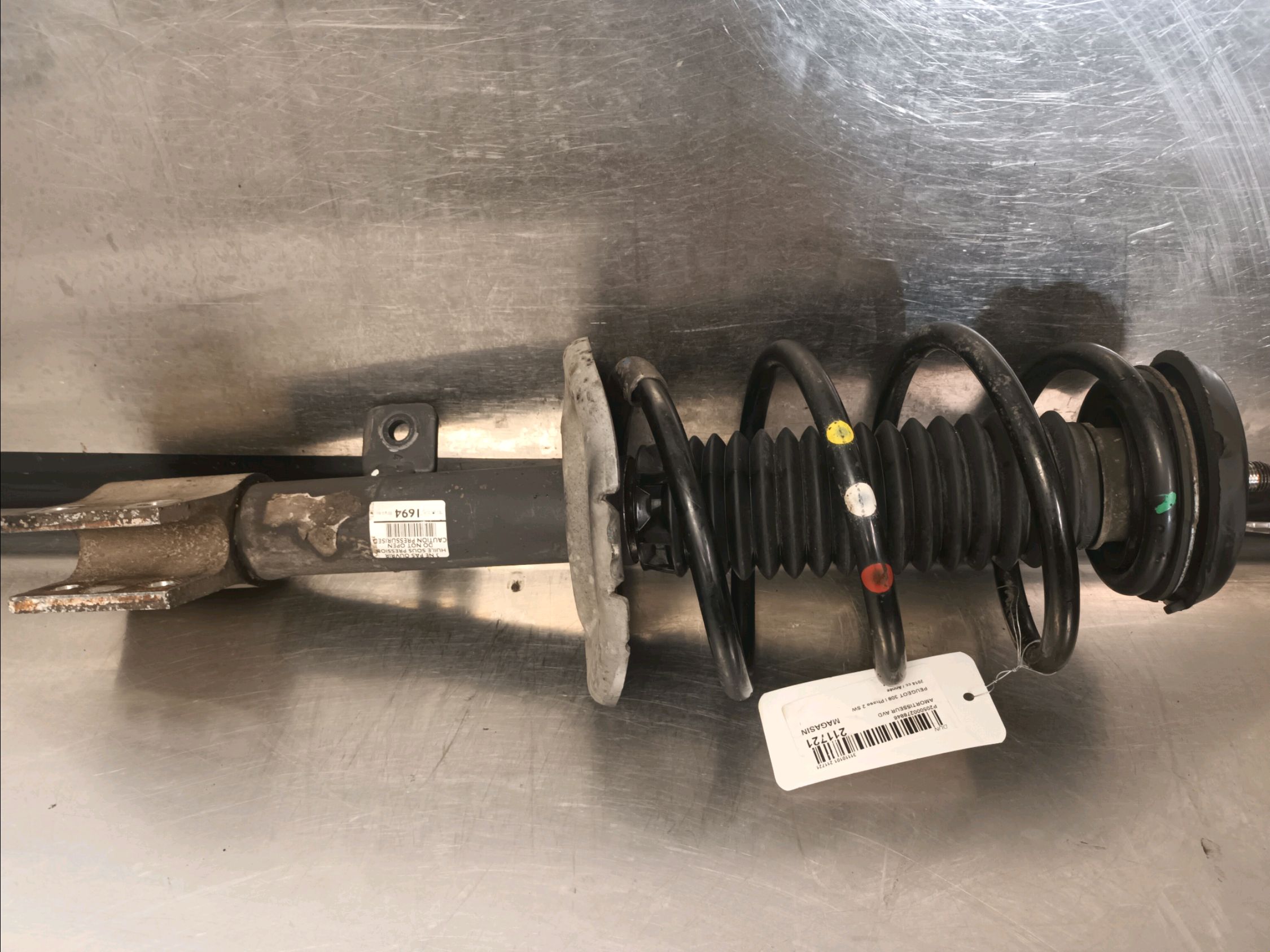 Right front shock absorber PEUGEOT 308 SW I (4E_, 4H_) 1.6 HDi 9372385