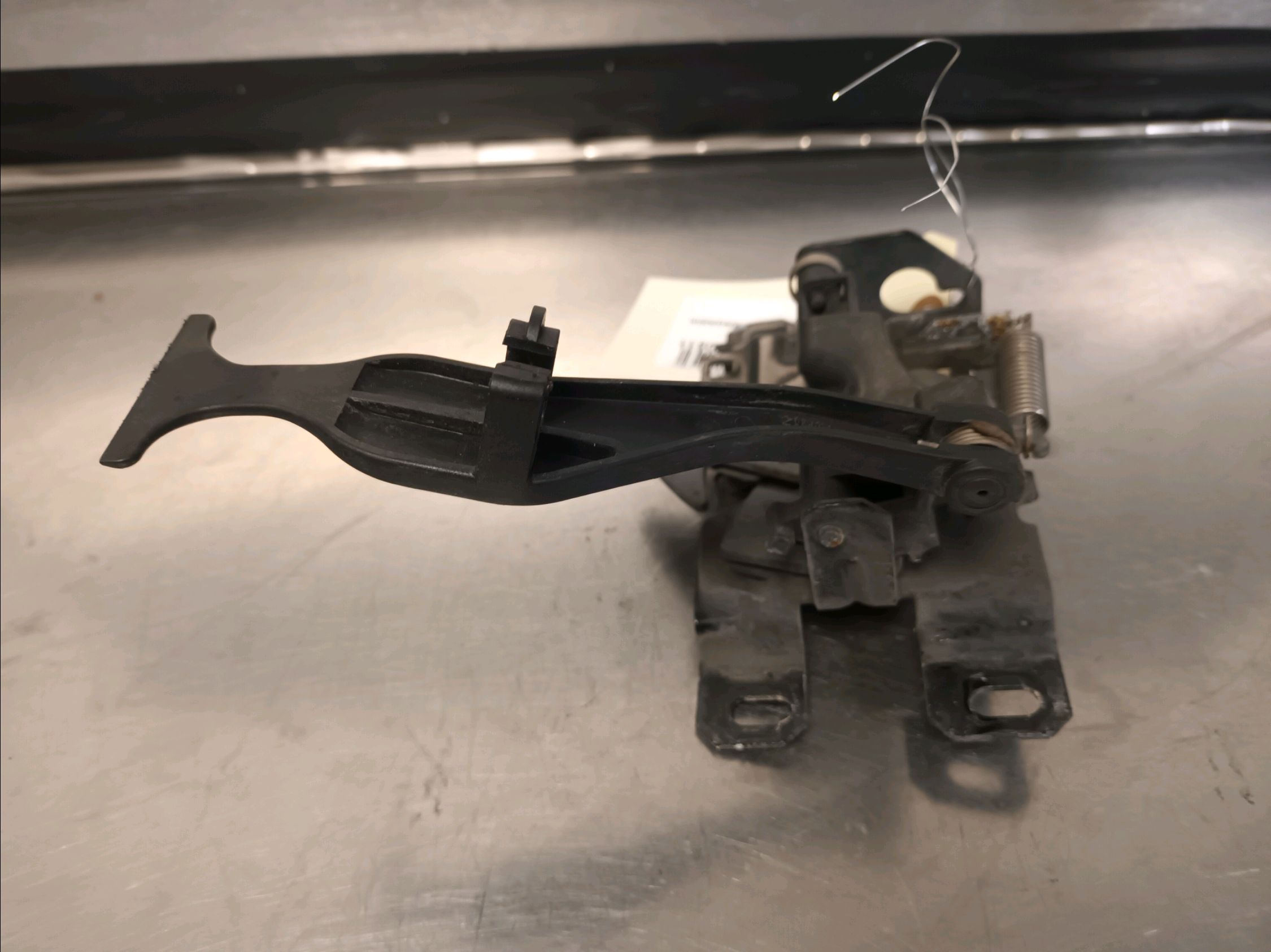 Maniglia Di Rilascio Cofano Per Mercedes W169 Classe A – Ricambio A1698800460, Anti-deformazione, Facile Da Installare