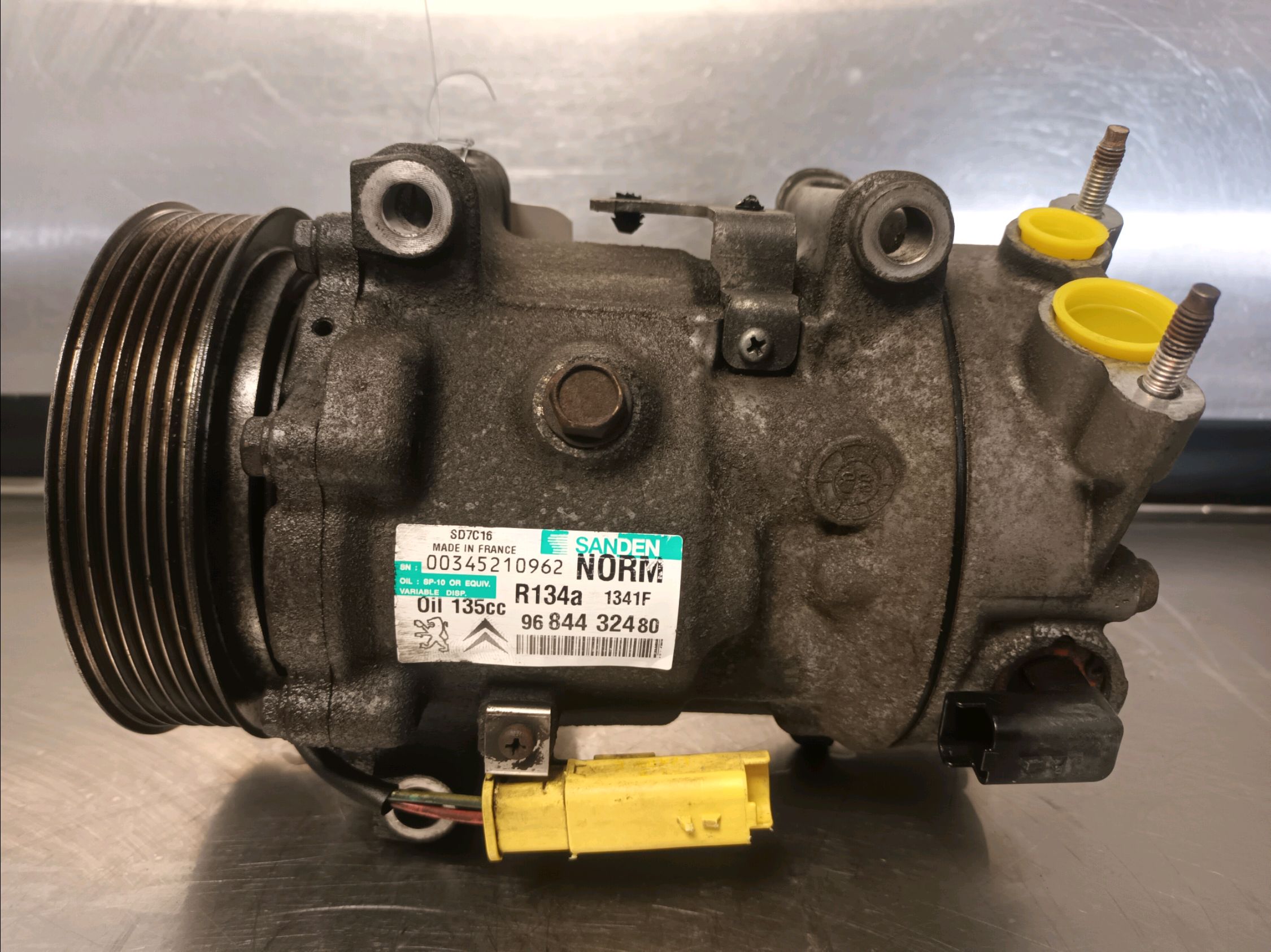 ac-compressor-peugeot-3008-mpv-0u-1-6-hdi-10683177-b-parts