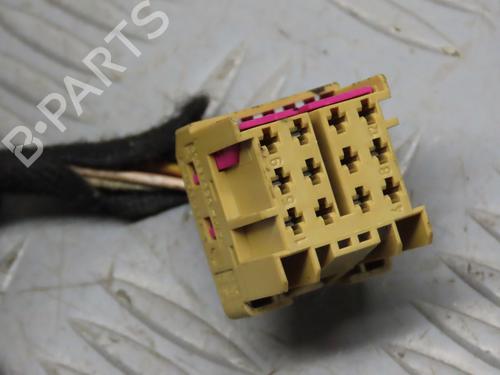 right-mirror-vw-polo-v-6r1-6c1-2009-2010-2011-2012-2013-2014-2015-2016-2017-2018-2019-2020-2021-2022-26442407 main image