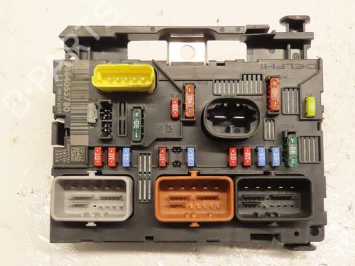 Used Fuse box PEUGEOT 207 (WA_, WC_) 1.6 HDi (90 hp) 27812215