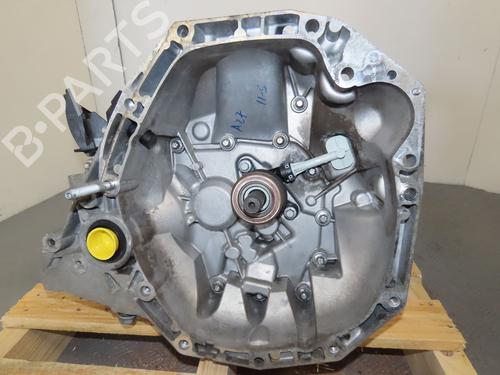 Used Gearbox RENAULT CLIO III (BR0/1, CR0/1) 1.5 dCi (75 hp) 21113315