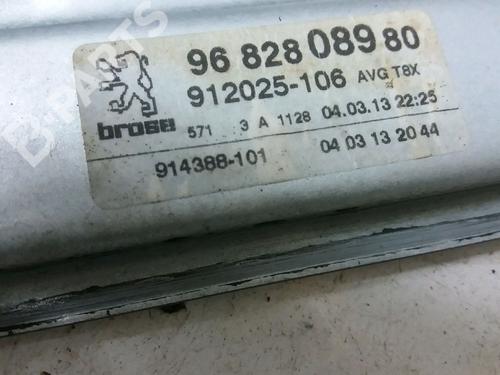 Front left window mechanism PEUGEOT 5008 (0U_, 0E_) 1.6 HDi | BP9385022C22 