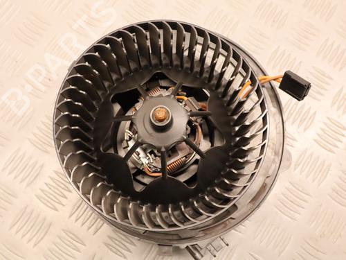 heater-blower-motor-vw-golf-vii-5g1-bq1-be1-be2-2012-2013-2014-2015-2016-2017-2018-2019-2020-2021-33031569 main image