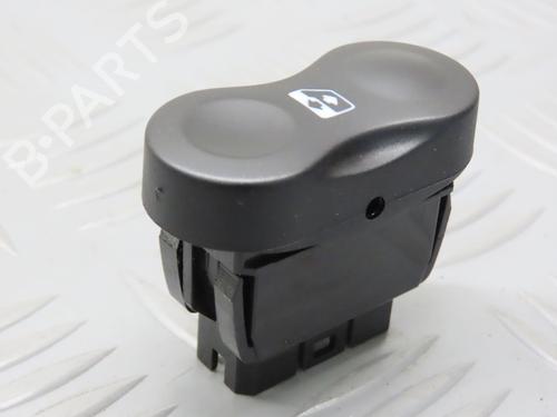 Used Switch DACIA DUSTER (HS_) 1.5 dCi (HSMC) (107 hp) 30979275