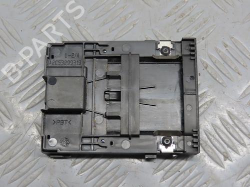 Used Card reader Card reader RENAULT SCÉNIC III (JZ0/1_) 1.9 dCi (JZ0J, JZ1J, JZ1K, JZ1S) (131 hp) 17777616 17777616