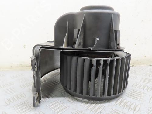 Gebläsemotor VW TRANSPORTER T5 Bus (7HB, 7HJ, 7EB, 7EJ) 2.5 TDI | BP27488133M62 