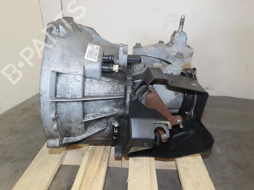 Used Gearbox FORD FIESTA V (JH_, JD_) 1.4 TDCi (68 hp) 22997549