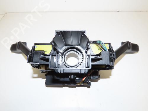 Used Steering column stalk SEAT LEON ST (5F8) 1.0 TSI (115 hp) 32200320