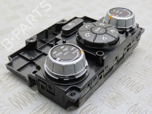 Climate control SUZUKI GRAND VITARA II (JT, TE, TD) 1.9 DDiS All-wheel Drive (JT419, TD44, JB419WD, JB419XD,... | BP27488446I5 - Image 2