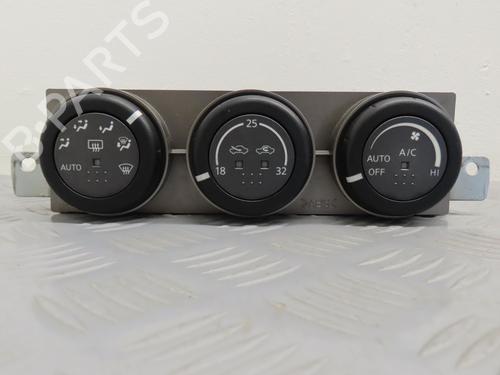 AC Styreenhet / Manøvreringsenhet NISSAN X-TRAIL I (T30) 2.2 dCi 4x4 (136 hp) 17995444