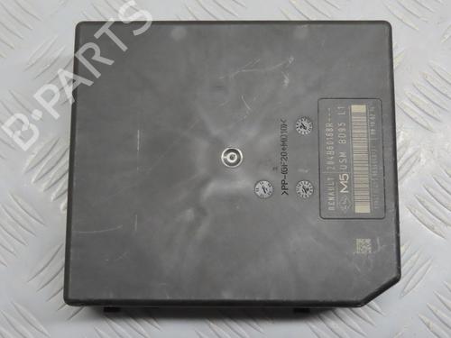 Used Fuse box RENAULT MEGANE III Hatchback (BZ0/1_, B3_) 1.5 dCi (BZ1G, BZ1W, BZ0R) (95 hp) 26668897