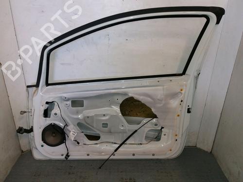 Used Right front door FIAT GRANDE PUNTO (199_) 1.2 (65 hp) 9379928