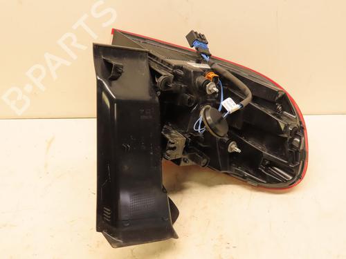 Right taillight CITROËN C5 AIRCROSS (A_) 1.6 Hybrid 225 (A45GFR) | BP30139588C35