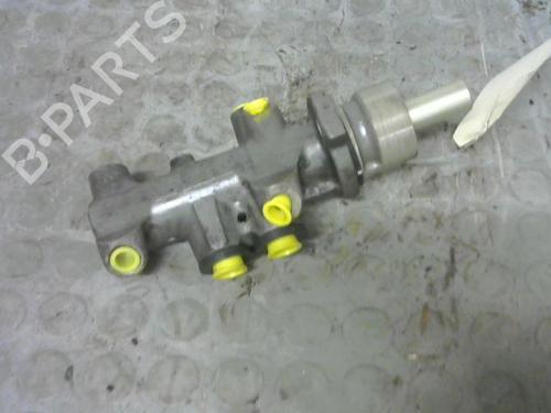 Used Brake master cylinder RENAULT MASTER II Platform/Chassis (ED/HD/UD) 2.5 dCi 100 (ED4V, ED8V, ED0U, ED0V, ED8U, HD0U, HD0V,... (99 hp) 9376611