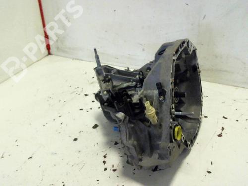 Used Gearbox DACIA SANDERO 1.5 dCi (88 hp) 9375139