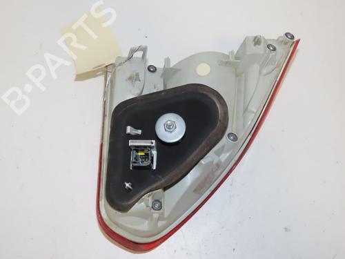 Used Right tailgate light Right tailgate light PEUGEOT 2008 I (CU_) 1.6 BlueHDi 120 (120 hp) 40204773 40204773
