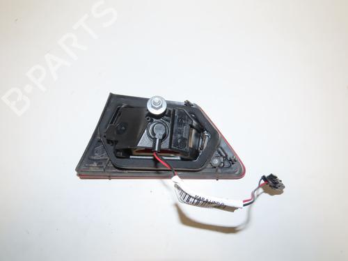 Used Left tailgate light Left tailgate light RENAULT CLIO IV (BH_) 0.9 TCe 90 (BHNF, BHMA, BHMH, BHJK, BHJR) (90 hp) 32690784 32690784