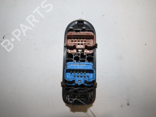 Used Left front window switch Left front window switch RENAULT CLIO III Grandtour (KR0/1_) 1.5 dCi (KR0F) (86 hp) 34387099 34387099