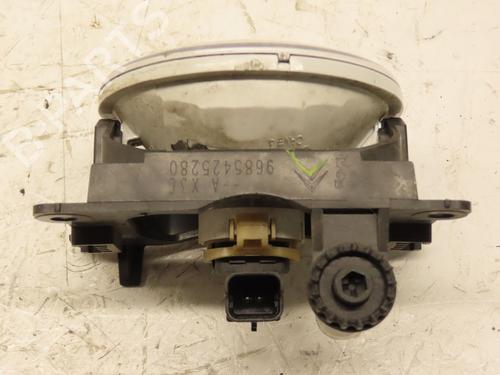 Used Left front fog light PEUGEOT 3008 I MPV (0U_) 1.6 BlueHDi 120 (120 hp) 29154941