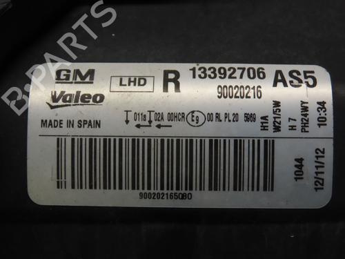 Used Right headlight OPEL CORSA D (S07) 1.3 CDTI (L08, L68) (75 hp) 31085467