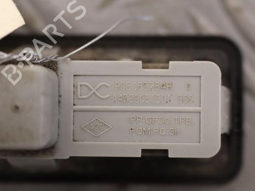 electronic-module-renault-megane-iv-hatchback-b9amn_-2015-36366904 main image