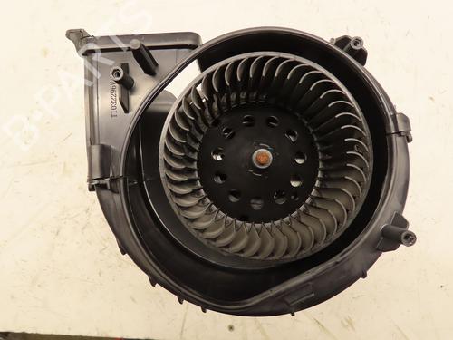 Used Heater blower motor RENAULT TRAFIC III Van (FG_) 2.0 dCi 110 (FGMW) (110 hp) 29294472