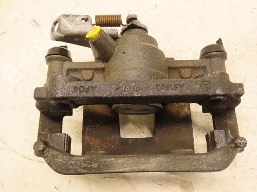 Used Right rear brake caliper Right rear brake caliper RENAULT MASTER III Platform/Chassis (EV, HV, UV) 2.3 dCi 150 FWD (EV0F, HV0F, UV0F, EV03, HV03, UV03) (150 hp) 27551109 27551109