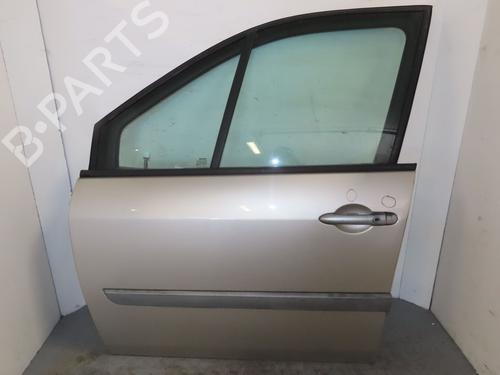 Used Left front door RENAULT SCÉNIC II (JM0/1_) 1.5 dCi (JM1E, JM16) (106 hp) 24323338