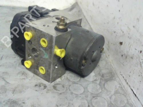 Used ABS pump PEUGEOT 406 (8B) 2.0 HDI 110 (109 hp) 9382517