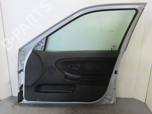 Used Right front door Right front door 9372776 9372776