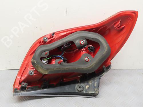 Used Right taillight OPEL MOKKA / MOKKA X (J13) 1.7 CDTI (_76) (131 hp) 31276655