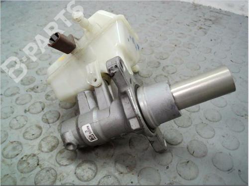 Used Brake master cylinder PEUGEOT 308 SW II (LC_, LJ_, LR_, LX_, L4_) 1.6 BlueHDi 120 (120 hp) 9388592