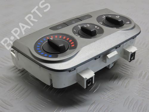 Used Climate control FIAT GRANDE PUNTO (199_) 1.4 (199AXB11, 199AXB1A, 199BXB1A, 199AXL1A) (77 hp) 17779473