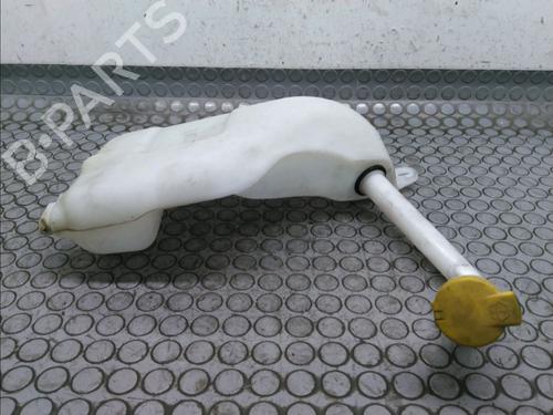 Used Windscreen washer tank Windscreen washer tank RENAULT MEGANE III Grandtour (KZ0/1) 1.5 dCi (KZ1M, KZ1W, KZ0R) (106 hp) 17783333 17783333