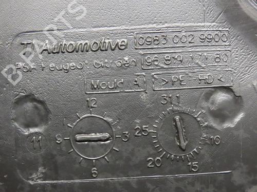 AdBlue tank PEUGEOT 508 SW I (8E_) 2.2 HDi | BP22997525M85 