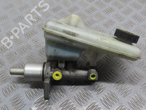 Used Brake master cylinder RENAULT TRAFIC II Van (FL) 2.5 dCi 135 (FL0D) (135 hp) 24119078