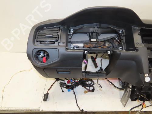 Used Dashboard VW GOLF VII (5G1, BQ1, BE1, BE2) 1.6 TDI (115 hp) 29468869