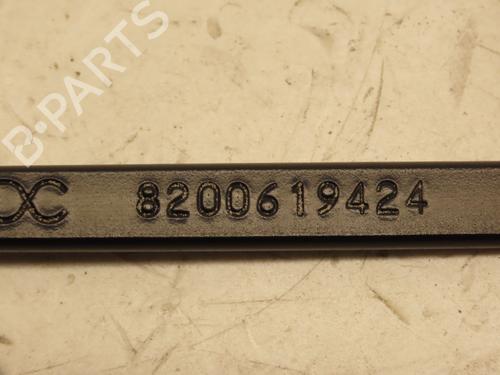 Used Front windshield wiper arm RENAULT KANGOO / GRAND KANGOO II (KW0/1_) 1.5 dCi 90 (KW05, KW08, KW0G, KW11) (90 hp) 29345893
