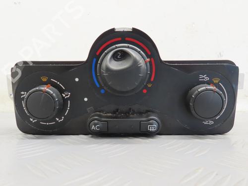 Used Climate control RENAULT CLIO III Grandtour (KR0/1_) 1.5 dCi (KR0G) (68 hp) 17779487