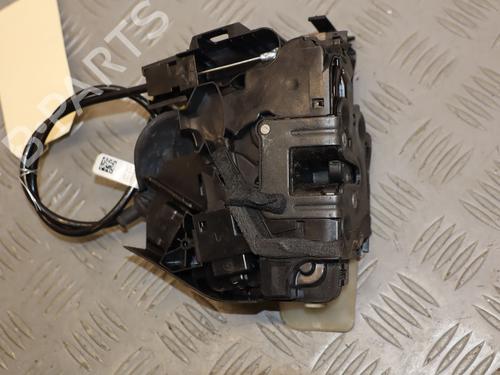 front-left-lock-renault-megane-iv-hatchback-b9amn_-2015-36366886 main image