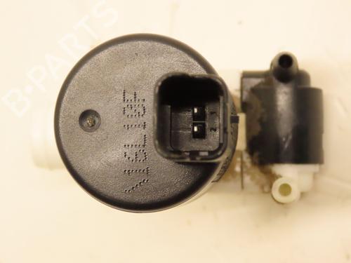 Ruitensproeierpomp RENAULT MEGANE IV Hatchback (B9A/M/N_) 1.2 TCe 130 (B9MR) (130 hp) 29380311
