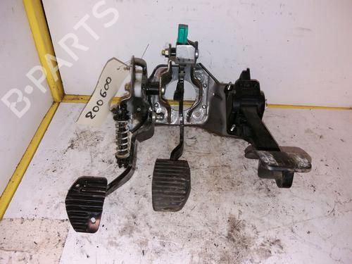 Used Pedal CITROËN BERLINGO Box Body/MPV (B9) 1.6 HDi 90 (90 hp) 9380817