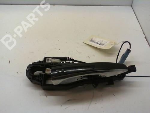 Used Front left exterior door handle Front left exterior door handle PEUGEOT 308 SW II (LC_, LJ_, LR_, LX_, L4_) 2.0 GT HDi 180 / BlueHDi 180 (181 hp) 9373294 9373294