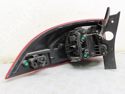 Right taillight RENAULT CLIO IV Grandtour (KH_) 1.5 dCi 90 (KHN3, KHN4) | BP27488904C35 