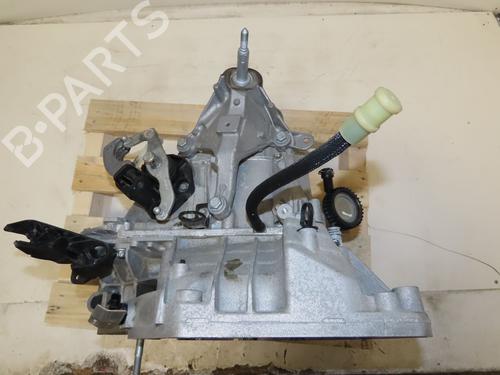 gearbox-renault-clio-iv-bh_-2012-2013-2014-2015-2016-2017-2018-2019-2020-2021-31911631 main image